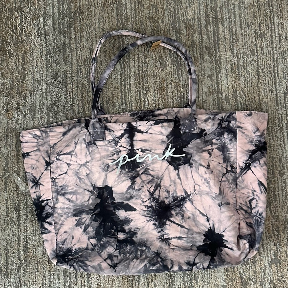Victoria’s Secret Pink tote bag new with tags